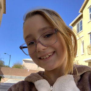 Meet your Posher, Mila